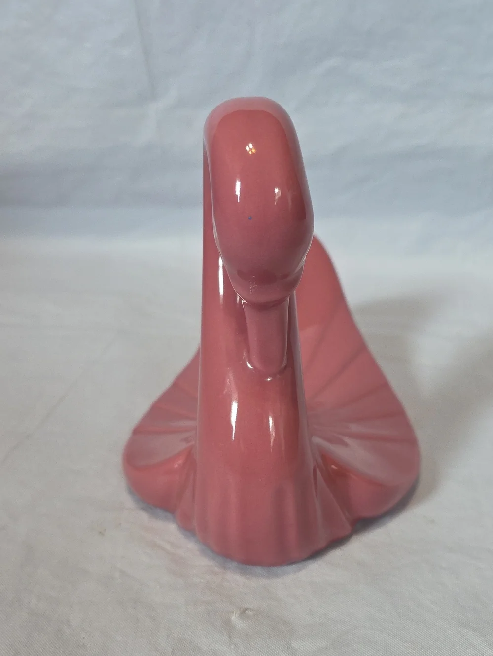 Pink Ceramic Swan Hand Towel Washcloth Holder